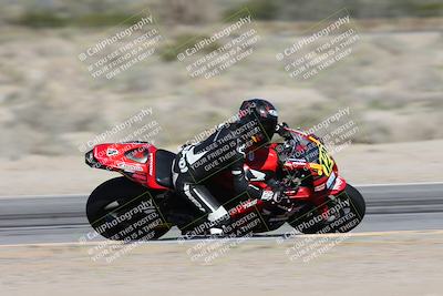 media/Jan-15-2026-Racers Edge (Thu) [[dfebeb70ab]]/2-A Group/Session 3 (Turn 15 Inside Pans)/